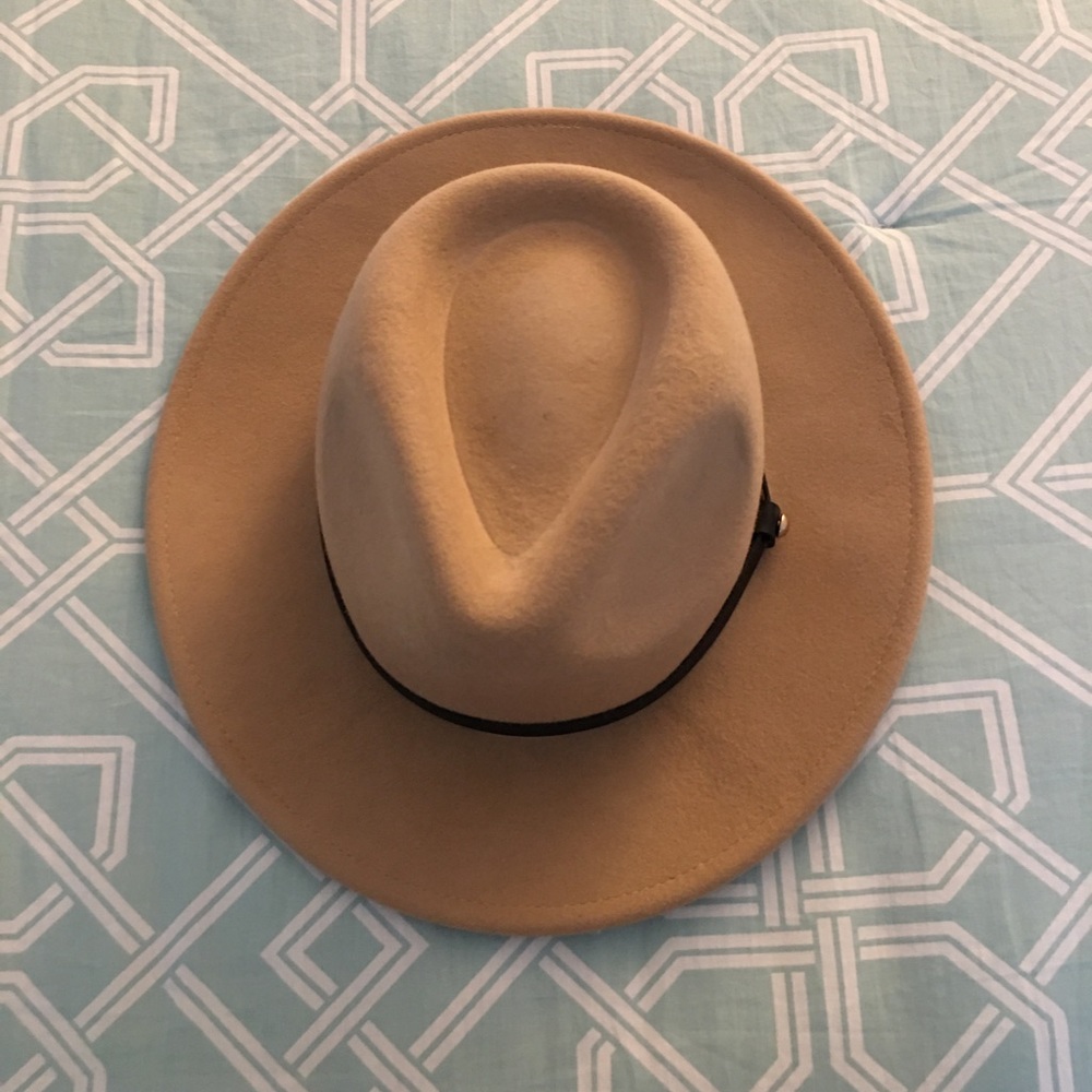 Wool felt hat